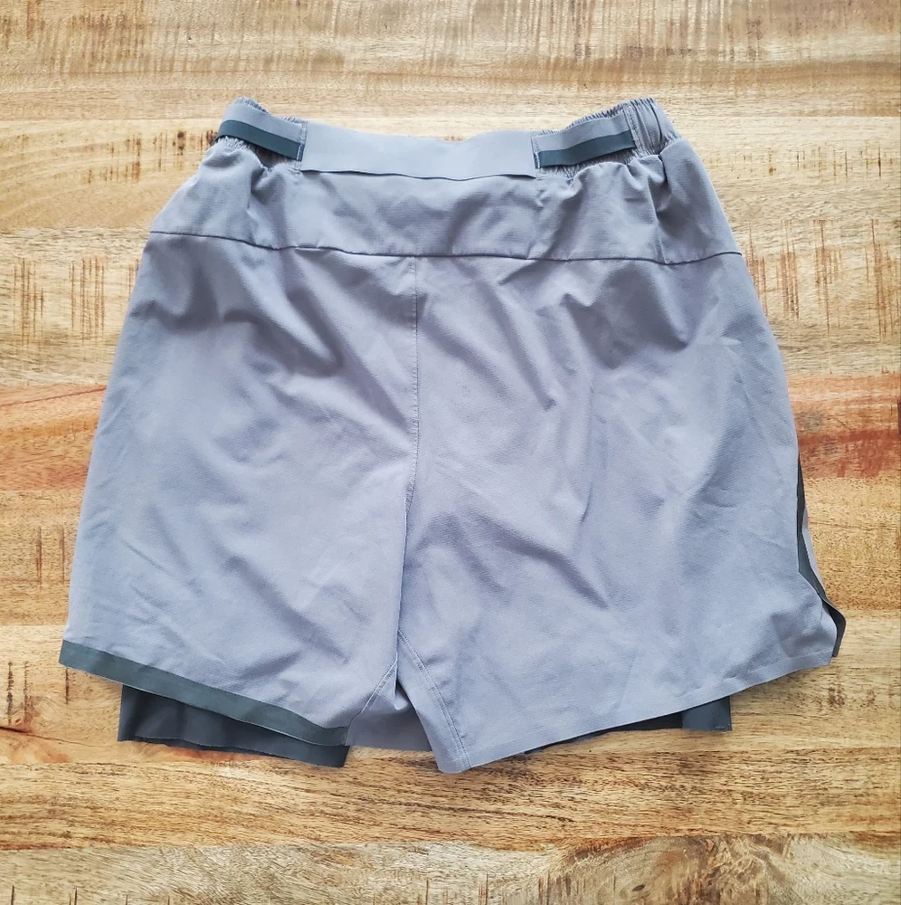 Lululemon  Lined Short 6